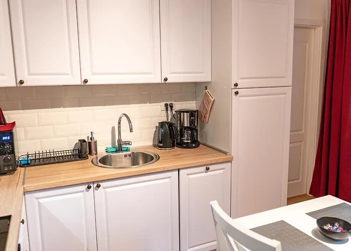 Sunny Bay Apartment